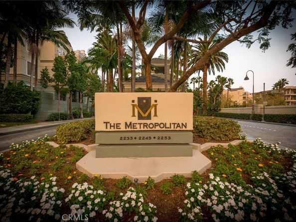2243 Martin 419, Irvine CA 92612