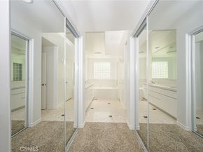 2243 Martin 419, Irvine CA 92612