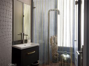 465 Panorama Drive, Laguna Beach CA 92651