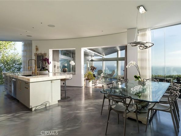 465 Panorama Drive, Laguna Beach CA 92651