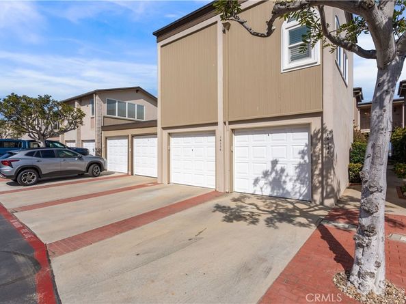 16118 Mariner Drive 18, Huntington Beach CA 92649