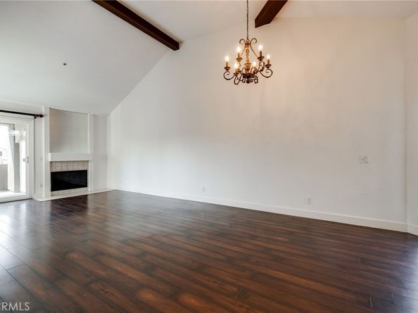 430 Lake Street 304, Huntington Beach CA 92648