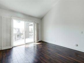 430 Lake Street 304, Huntington Beach CA 92648