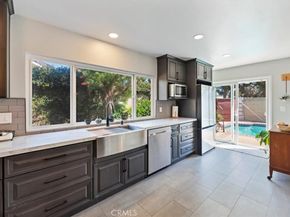 17902 Lucero Way, Tustin CA 92780