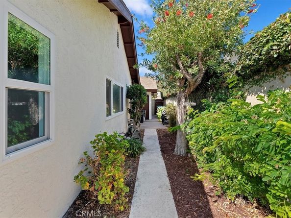 17902 Lucero Way, Tustin CA 92780