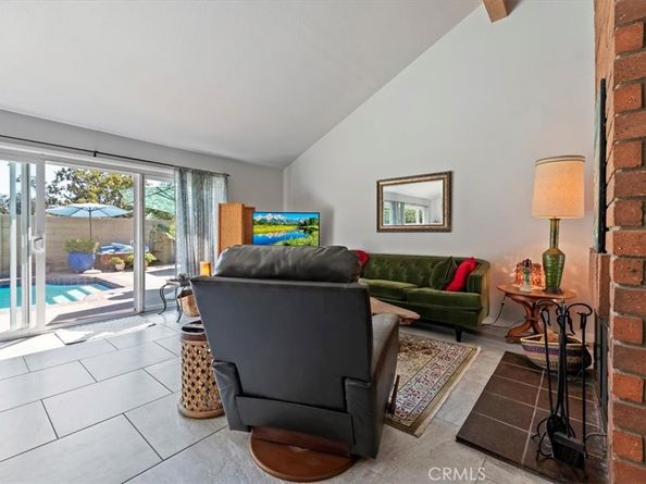 17902 Lucero Way, Tustin CA 92780