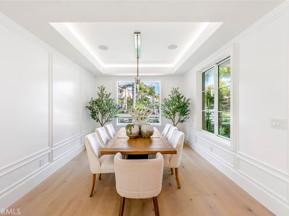 521 12th Street, Huntington Beach CA 92648