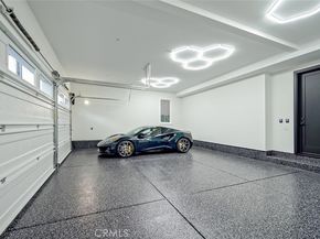 521 12th Street, Huntington Beach CA 92648