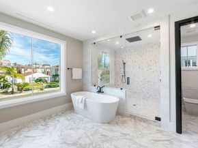 521 12th Street, Huntington Beach CA 92648