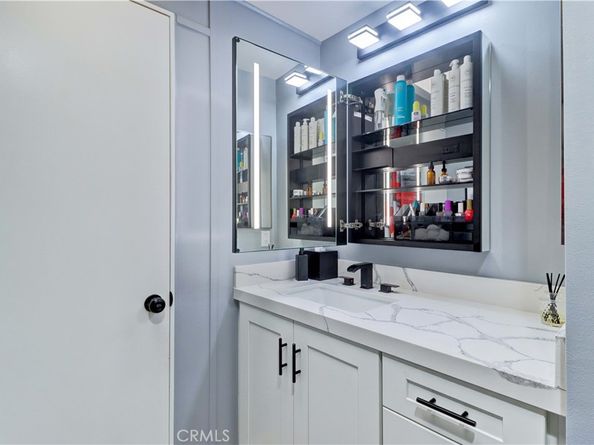 46 Calle Aragon S, Laguna Woods CA 92637
