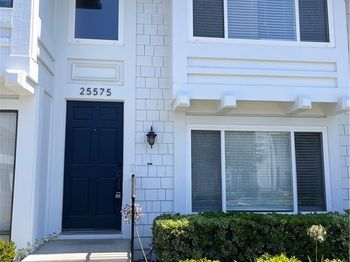 25575 Paseo La Vista