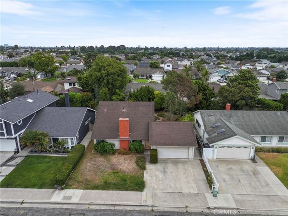 17172 Berlin Lane, Huntington Beach CA 92649