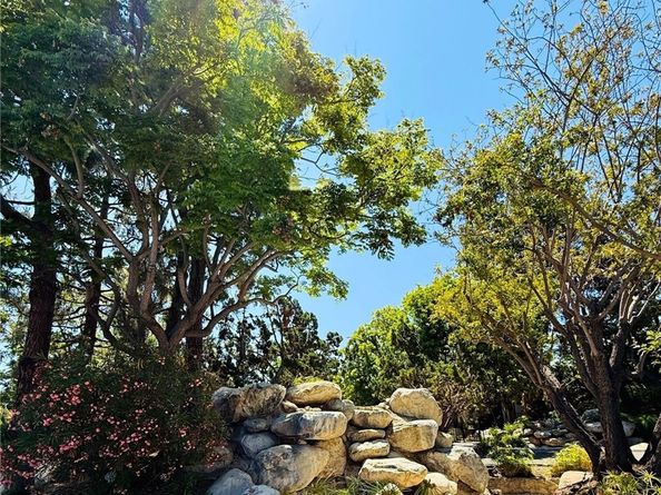 2510 W MacArthur Boulevard B, Santa Ana CA 92704