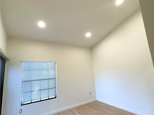 2510 W MacArthur Boulevard B, Santa Ana CA 92704