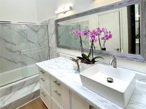 2510 W MacArthur Boulevard B, Santa Ana CA 92704