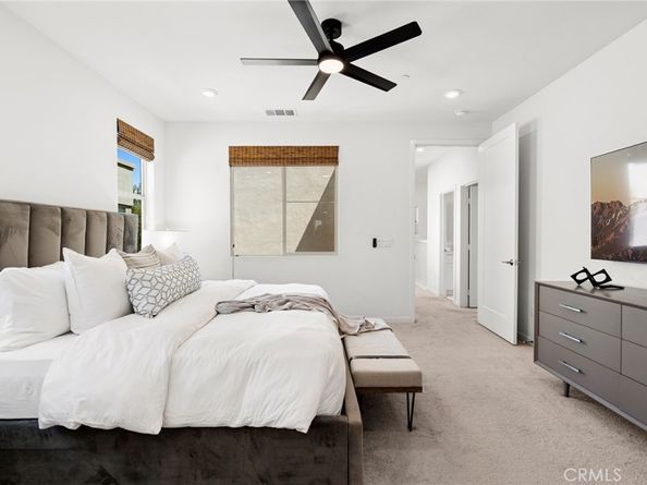 126 Stellar, Irvine CA 92618