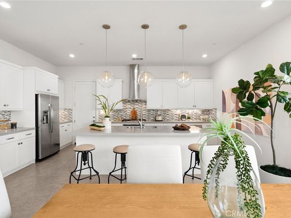 126 Stellar, Irvine CA 92618