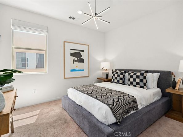 126 Stellar, Irvine CA 92618