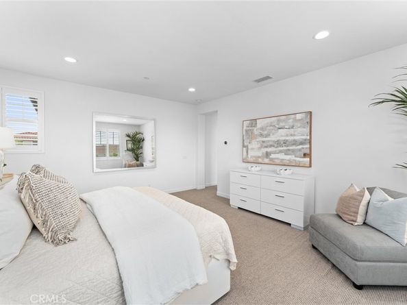287 Barnes Road, Tustin CA 92782