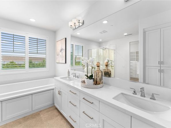 287 Barnes Road, Tustin CA 92782