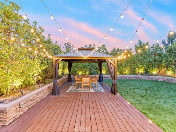 287 Barnes Road, Tustin CA 92782