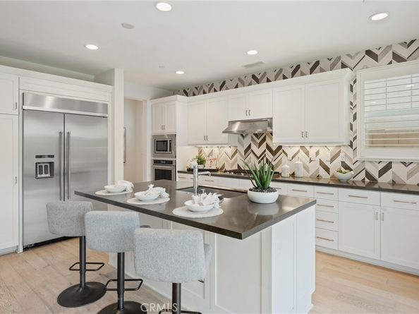 287 Barnes Road, Tustin CA 92782