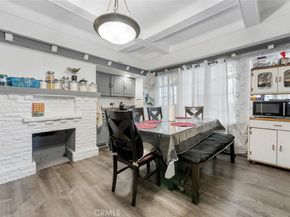 421 W 55th Street, Los Angeles CA 90037