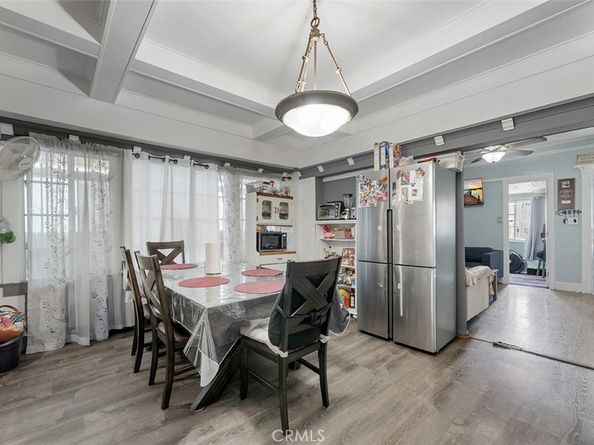 421 W 55th Street, Los Angeles CA 90037