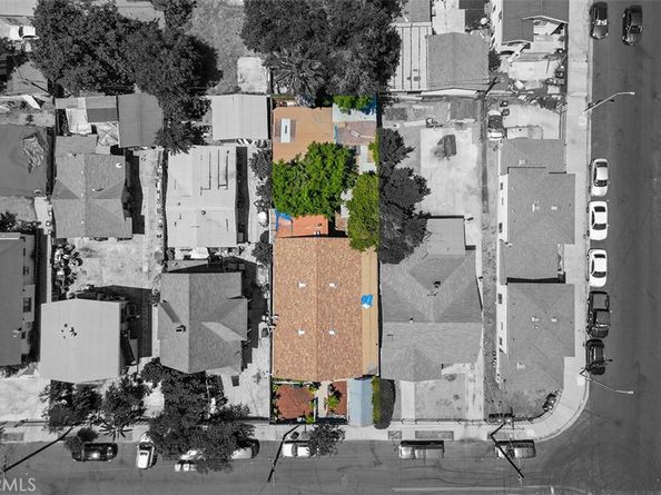 421 W 55th Street, Los Angeles CA 90037