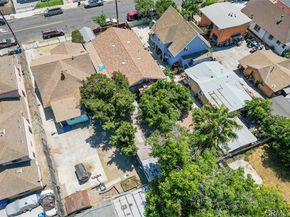 421 W 55th Street, Los Angeles CA 90037
