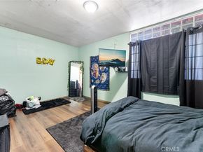 421 W 55th Street, Los Angeles CA 90037