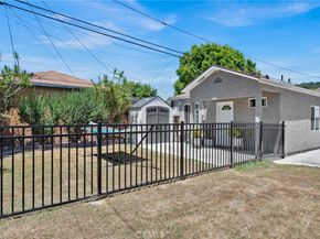 6107 Del Amo Boulevard, Lakewood CA 90713