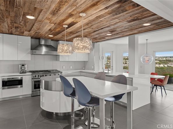 303 Calle Paisano, San Clemente CA 92673