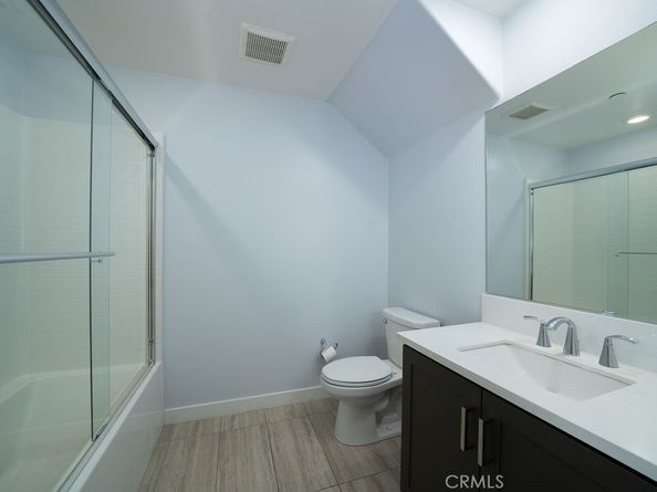 430 Transport, Tustin CA 92782