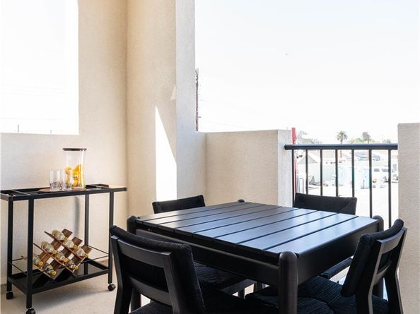 107 Evergreen Lane, Claremont CA 91711