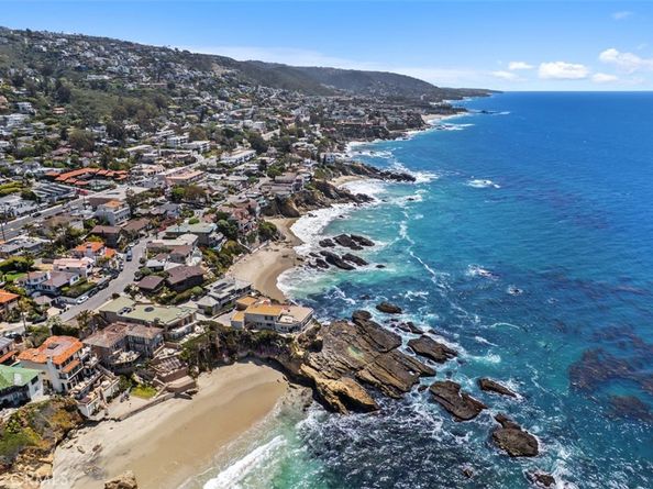1907 Ocean Way, Laguna Beach CA 92651