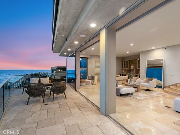 1907 Ocean Way, Laguna Beach CA 92651