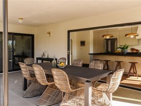 2201 N Hobart Boulevard, Los Angeles CA 90027