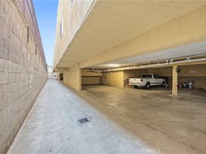 406 W Regent Street 13, Inglewood CA 90301