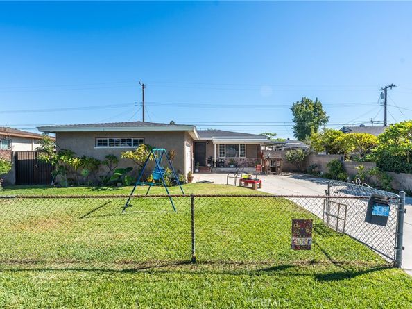 1288 N O Malley, Covina CA 91722