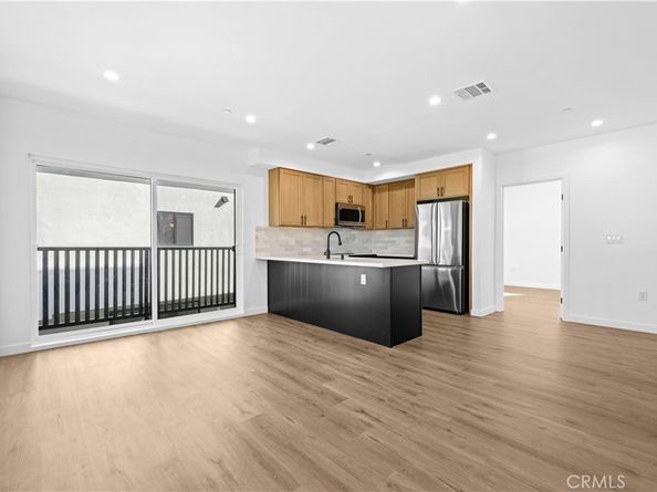 1340 N Kingsley, Los Angeles CA 90027