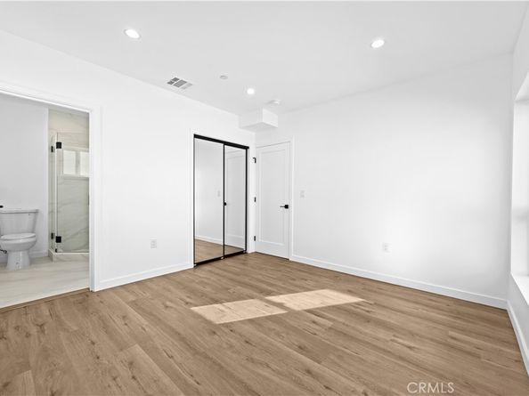 1340 N Kingsley, Los Angeles CA 90027