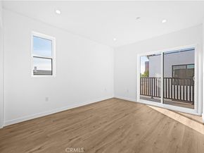 1340 N Kingsley, Los Angeles CA 90027