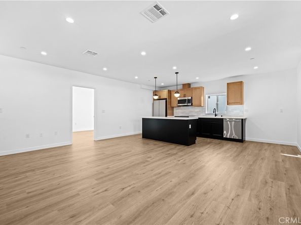 1340 N Kingsley, Los Angeles CA 90027