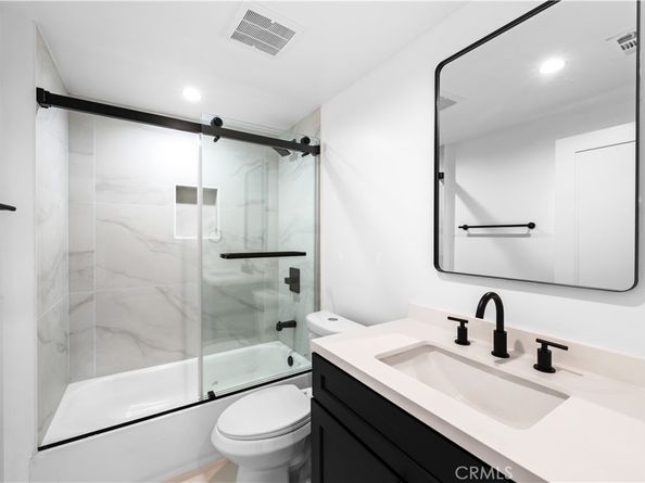 1340 N Kingsley, Los Angeles CA 90027