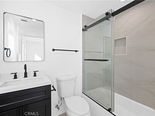 1340 N Kingsley, Los Angeles CA 90027