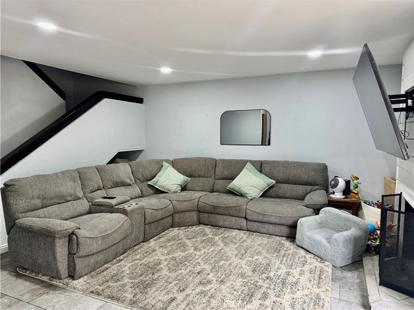 3611 Towne Park Circle, Pomona CA 91767