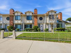 6871 Valley Circle Boulevard 2, West Hills CA 91307