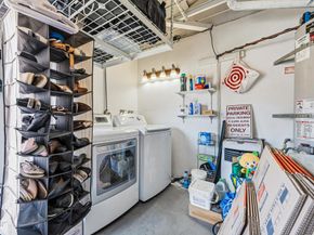 6871 Valley Circle Boulevard 2, West Hills CA 91307