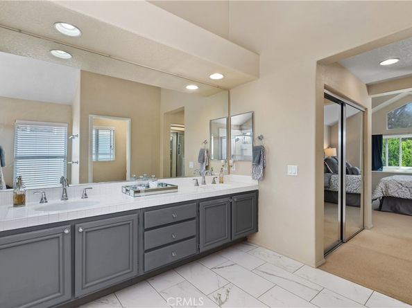 65 Summitcrest, Rancho Santa Margarita CA 92679